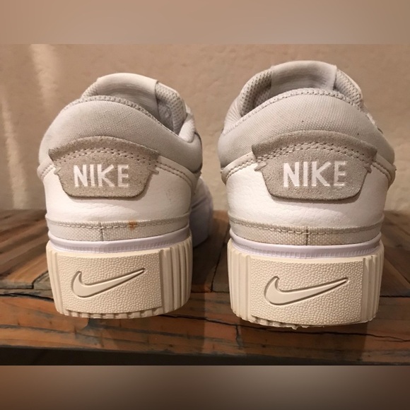 *NIKE* Court Legacy Lift Women's Triple White Platform Sneakers (Size 6.5) - Picture 7 of 16